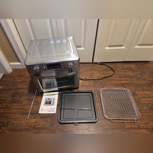 NutriChef 26L Electric Air Fryer Oven - 1700 Watts Countertop Rotisserie Combo